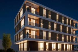 Apartamento T3 Luxuoso com Piscina no Rooftop, junto à Praia da Consolação