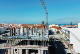 Apartamento T3 Luxuoso com Piscina no Rooftop, junto à Praia da Consolação