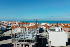 Apartamento T4 Único a 200 metros da Praia da Consolação