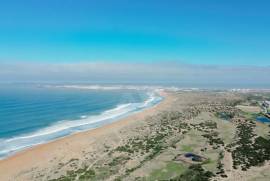 Apartamento T3 junto à Praia da Consolação