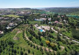 3 Bedroom Country House with Sea View – Near Lagos