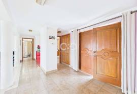 3 Bedroom Country House with Sea View – Near Lagos