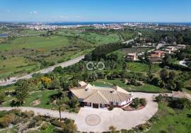 3 Bedroom Country House with Sea View – Near Lagos
