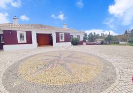 3 Bedroom Country House with Sea View – Near Lagos