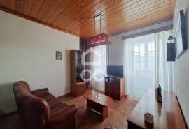 Two-Storey Property (Apartment + Café) with Sea View in Terreiro – São Mateus