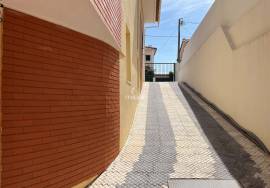 WAREHOUSE 65M2 10 minutes exit A5