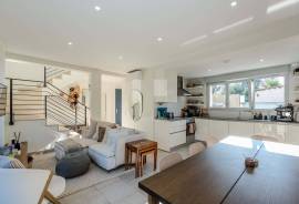Fabulous 3 bed townhouse Fabulous 3 bed townhouse