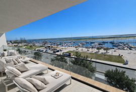 Spectacular Marina-Front 2 bed Penthouse  with Panoramic Ria Formosa Views & Rooftop Wellness Facilities