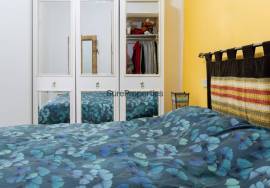 Village house with 4 bedrooms and terrace in Algarrobo village.