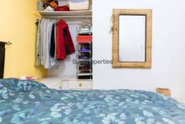 Village house with 4 bedrooms and terrace in Algarrobo village.