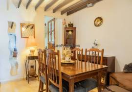 Village house with 4 bedrooms and terrace in Algarrobo village.