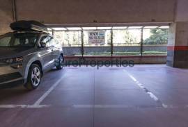 Garage space in Malaga center, south perchel.