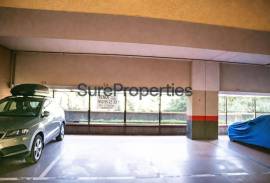 Garage space in Malaga center, south perchel.