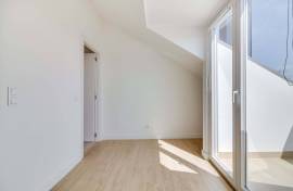 3-Bedroom Duplex Apartment, Fully Renovated, in the Historic Centre of Cascais