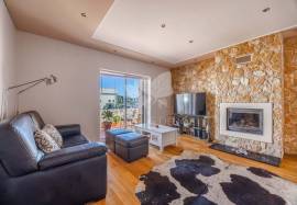 4+3 Bedroom Villa with Pool, Basement Apartment and Sea View for Sale in Olhão, Algarve