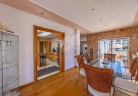 4+3 Bedroom Villa with Pool, Basement Apartment and Sea View for Sale in Olhão, Algarve