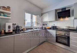 Contemporary 4 bedroom villa, perfect for families and second home buyers. Tavira