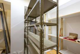 17m² storage room at Quinta Shopping – Support Space for Stores | Quinta do Lago