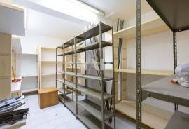 17m² storage room at Quinta Shopping – Support Space for Stores | Quinta do Lago