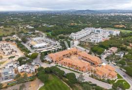 Commercial Store at Quinta Shopping – 44m² | For Anual Rental | Quinta do Lago