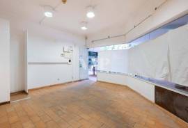 Commercial Store for Sale at Quinta Shopping – 62m² with Basement | Quinta do Lago