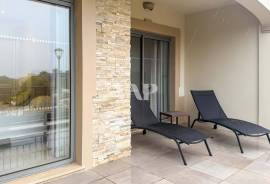 Luxury 2-Bedroom Apartment with Pool View in Pine Hills, Vila Sol – Vilamoura