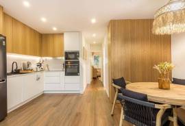 Renovated 2 Bedroom Apartment with Pool, Vilamoura