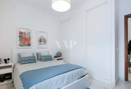Renovated 2-Bedroom Apartment with Pool in Vilamoura