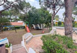 1-Bedroom Apartment with Private Rooftop in Vilamoura