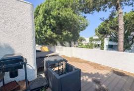 1-Bedroom Apartment with Private Rooftop in Vilamoura