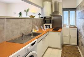 1-Bedroom Apartment with Private Rooftop in Vilamoura