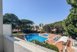 1-Bedroom Apartment with Private Rooftop in Vilamoura