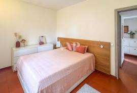 1-Bedroom Apartment with Private Rooftop in Vilamoura