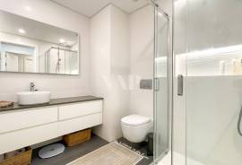 Modern 2-Bedroom Apartment with Panoramic Views in Faro