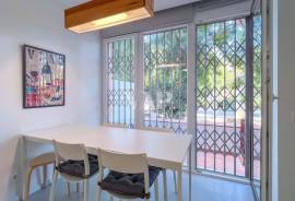 2-Bedroom Apartment with Private Terrace and Parking in Vilamoura Marina