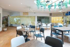 Commercial Store for Sale at Quinta Shopping – 30m² with Basement | Quinta do Lago