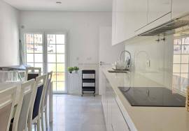 Modern 3 bedroom apartment with terrace, 2 parking spaces and storage room | Recent Construction (2023)