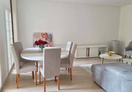 Modern 3 bedroom apartment with terrace, 2 parking spaces and storage room | Recent Construction (2023)