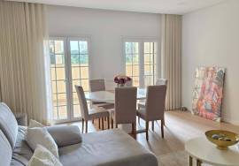 Modern 3 bedroom apartment with terrace, 2 parking spaces and storage room | Recent Construction (2023)