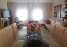 Elegant 3 Bedroom Apartment with Two Suites | Condominium with garden and pool | Quinta da Beloura