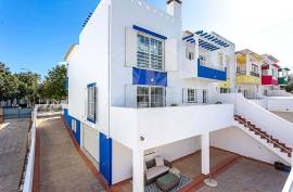 Furnished 5 Bedroom Tavira villa with large sun terraces