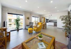Fully furnished 3 Bedroom Tavira Penthouse Apartment with large Garage