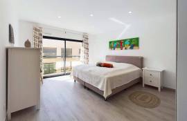Fully furnished 3 Bedroom Tavira Penthouse Apartment with large Garage