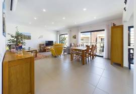 Fully furnished 3 Bedroom Tavira Penthouse Apartment with large Garage