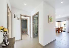 Fully furnished 3 Bedroom Tavira Penthouse Apartment with large Garage