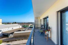 Fully furnished 3 Bedroom Tavira Penthouse Apartment with large Garage