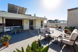 Fully furnished 3 Bedroom Tavira Penthouse Apartment with large Garage