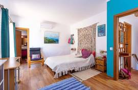 Mediterranean 3 Bed Villa with mature garden in Quinta do Perogil, Tavira