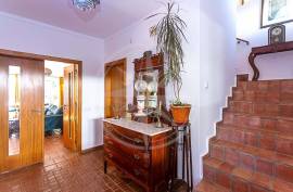 Mediterranean 3 Bed Villa with mature garden in Quinta do Perogil, Tavira