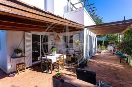 Mediterranean 3 Bed Villa with mature garden in Quinta do Perogil, Tavira